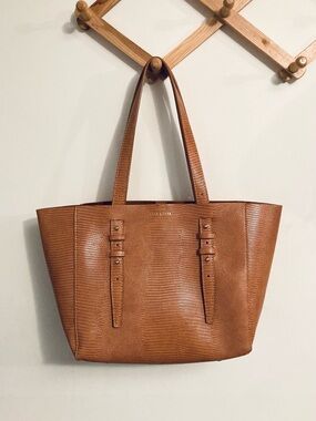Love & Lore Structured Lizard-Embossed Tan Tote Bag Summer Purse NWTS